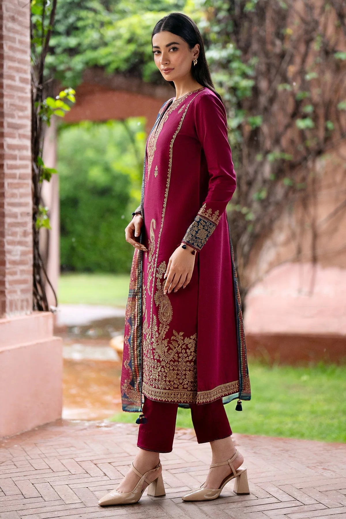 JAZMIN - 3PC DHANAK EMBROIDERED SHIRT WITH PRINTED TWILL SHAWL AND TROUSER -KPR798